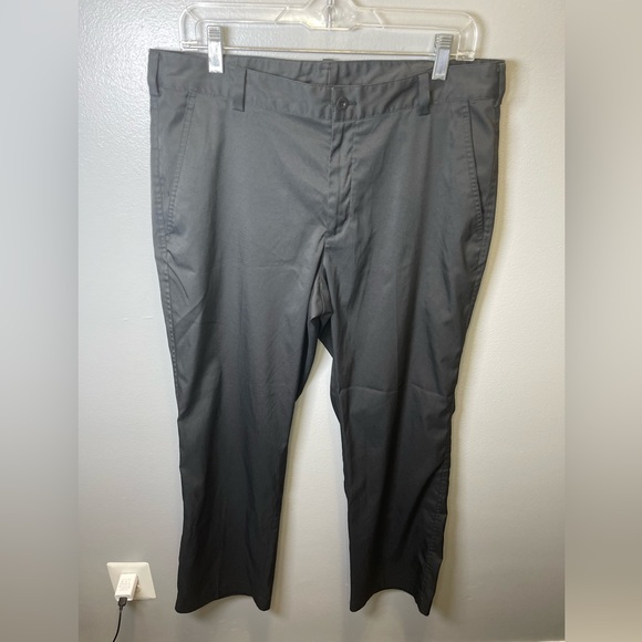 Nike Modern Fit Golf Pants Dri-Fit Technology 597323-012 Black Men's 34WX30L‎ - Picture 1 of 6